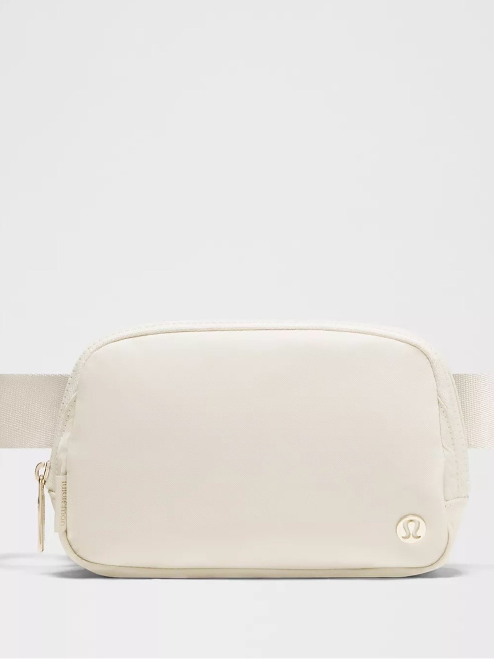 lululemon Everywhere Belt Bag 1L in Cream